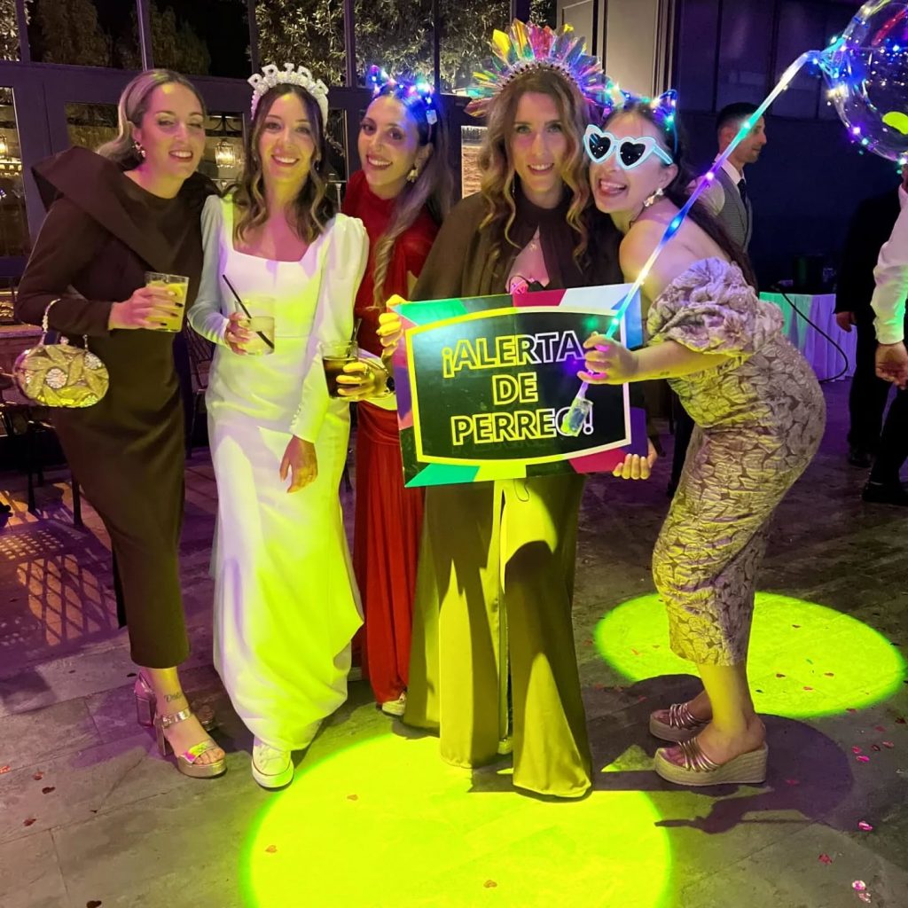 Instagram post from produccionesguay.es. This post is in position 2.