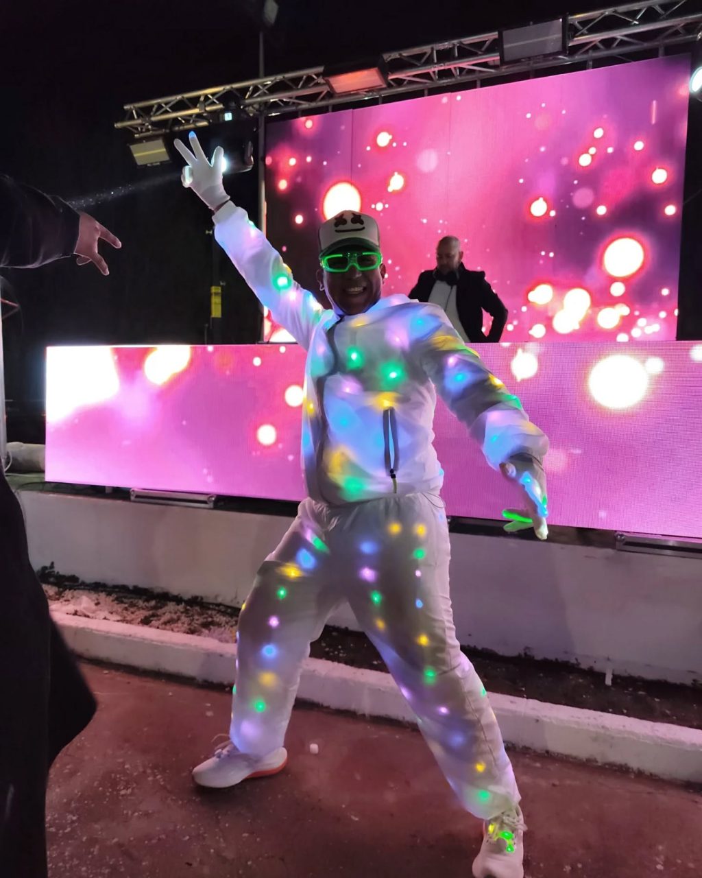 Instagram post from produccionesguay.es. This post is in position 4.