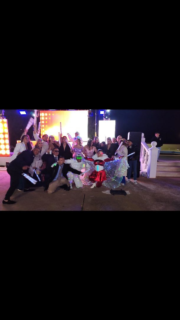 Instagram post from produccionesguay.es. This post is in position 3.