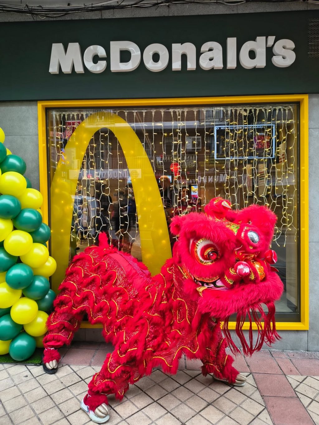 Instagram post from produccionesguay.es. This post is in position 0.