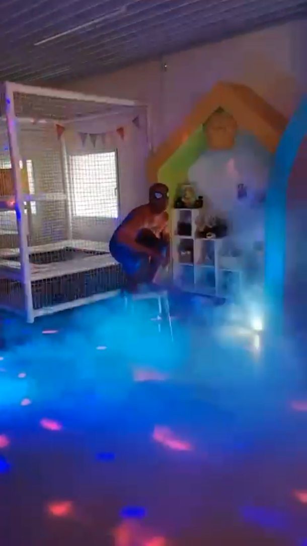 Instagram post from produccionesguay.es. This post is in position 18.