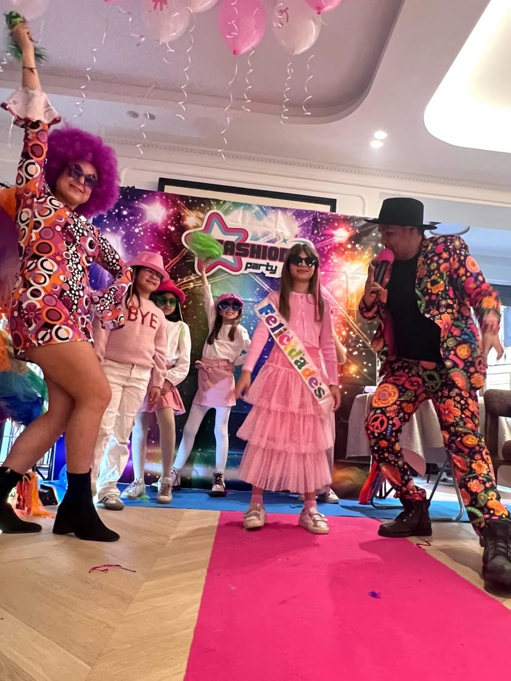 Instagram post from produccionesguay.es. This post is in position 1.