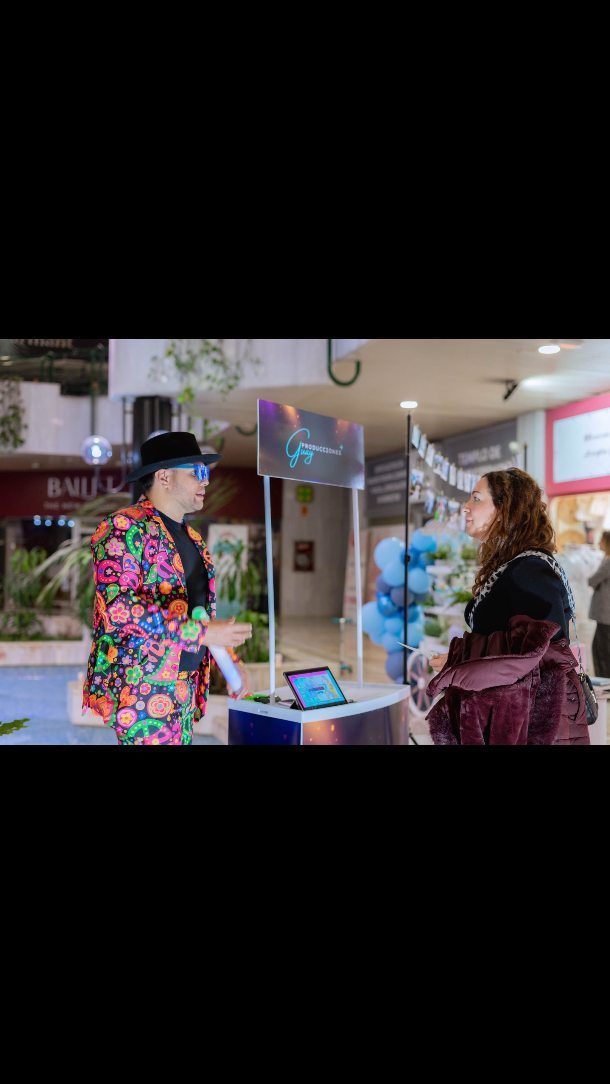 Instagram post from produccionesguay.es. This post is in position 13.