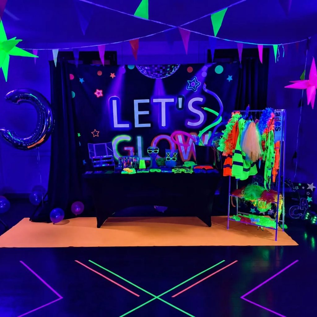 Instagram post from produccionesguay.es. This post is in position 7.