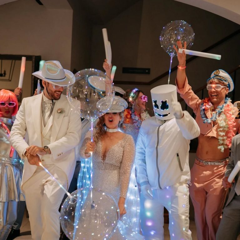 Instagram post from produccionesguay.es. This post is in position 2.