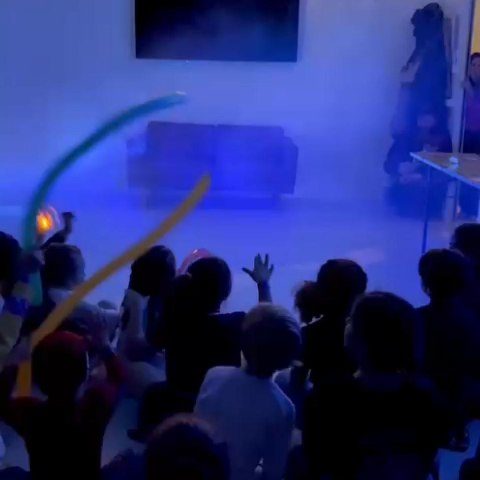 Instagram post from produccionesguay.es. This post is in position 1.