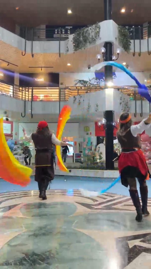 Instagram post from produccionesguay.es. This post is in position 14.